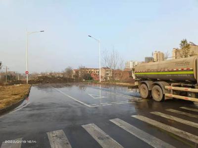 市环卫局：集中清理建筑垃圾 为城市环境“加分”