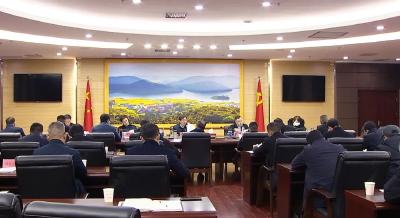 胡昊主持召开会议，着力推进八个重大招商项目早落地、早开工