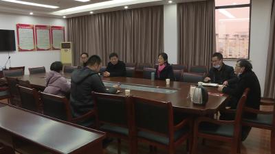市领导看望慰问专业人才