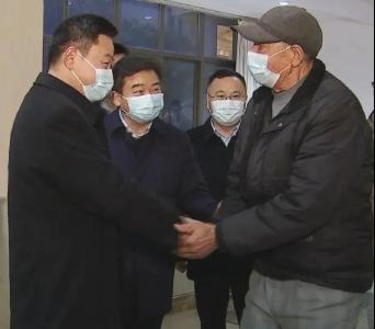 胡爱民来我市走访慰问困难党员