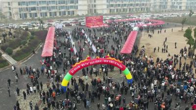 保用工 促就业 实现开门红 我市启动2022年“春风行动”专场招聘会