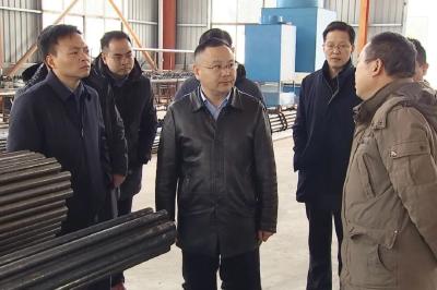 “把脉问诊”武穴街道镇域经济社会发展 查俊要求做到“三个进一步明确”