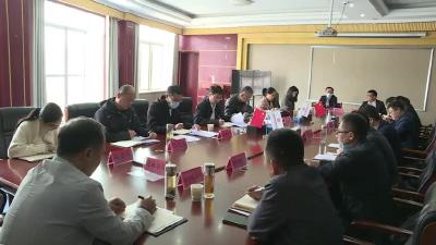 黄冈调研组来我市开展三湖水资源环境保护条例立法调研