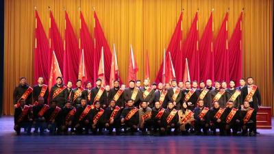 我市首批精细化工产业链招商团队率先扛旗出征