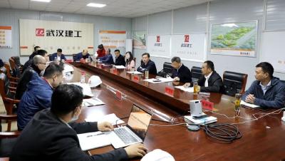 加快推进武穴高铁站站前广场及配套设施建设！胡昊与武汉建工集团李虎一行座谈