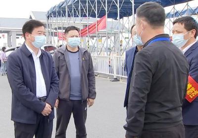 胡昊调研督导疫情防控和森林防火工作