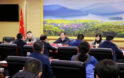 在全市人才工作座谈会上，胡昊强调……