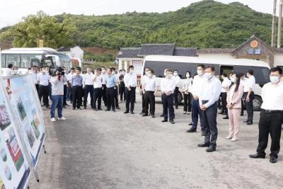 胡昊强调：推动党建引领乡村治理  全面推进乡村振兴