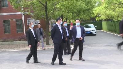 市委统战部举行“红石榴阅读角”启用仪式