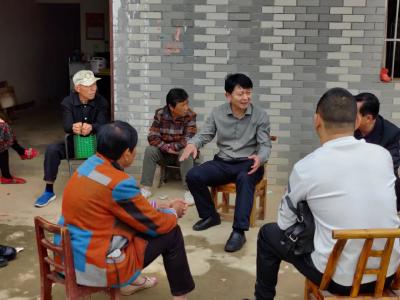 关怀暖人心 助残送温暖