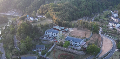 余川镇通天河景区：五一小长假 疫情防控不放松