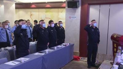 城区47名民辅警下沉基层一线 提升社区管理工作