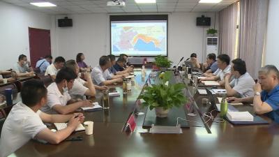 市政协邀请专家组协调解决齐力合成革产业园落户难题