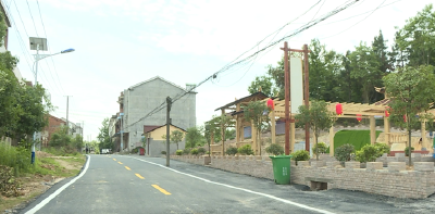 四望镇全力推进“四好农村路”建设