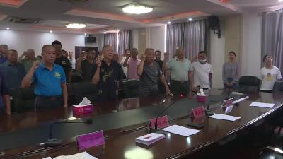 万丈湖街道举行退役军人及其他优抚对象优待证首发仪式