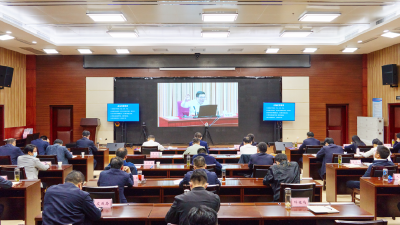 我市组织收听收看黄冈市深化学习市厅级主要领导干部专题培训班辅导内容深化拓展培训第二场视频会