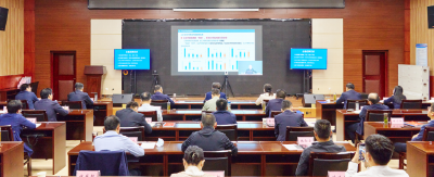 我市组织收听收看黄冈市县级主要领导干部专题培训班第七次专题辅导暨结业式视频会