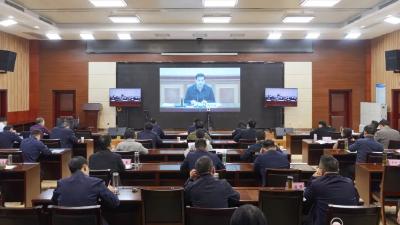 我市组织收听收看黄冈市疫情防控工作视频调度会