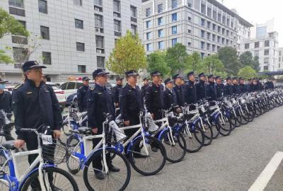 100辆执法自行车，今天上岗！