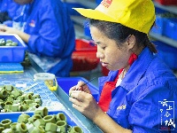 用手中镜头，记录谷城建设者最美的一面！

