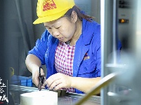 用手中镜头，记录谷城建设者最美的一面！