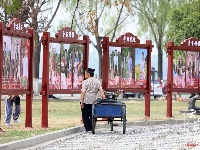 【图集】“襄阳楷模”群像“走”进粉水公园，快来打卡！