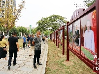 【图集】“襄阳楷模”群像“走”进粉水公园，快来打卡！