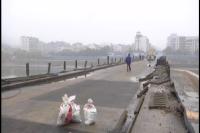 新闻特写：惜别，㵐水一桥