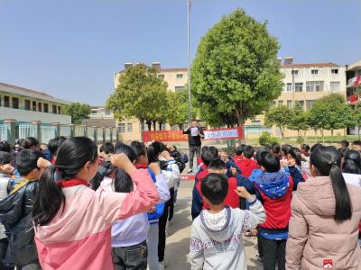 “珍爱生命，预防溺水” ---关庙镇天子小学防溺水安全教育活动宣传 