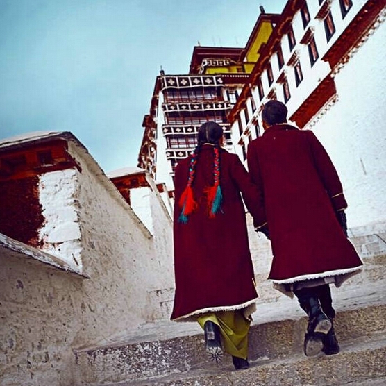 80后藏族新人结婚照走红(组图)