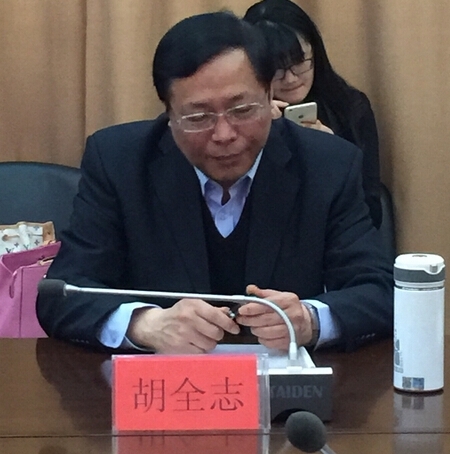 武汉市城管委承诺将在地铁附近新建便民公厕 6米宽以上人行道供市民