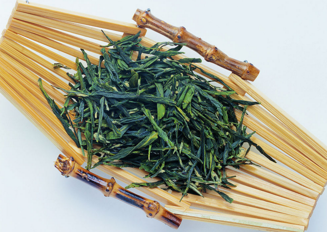 持久性的有毒物质高氯酸盐正在威胁中国的茶叶出口贸易,这个新的污染