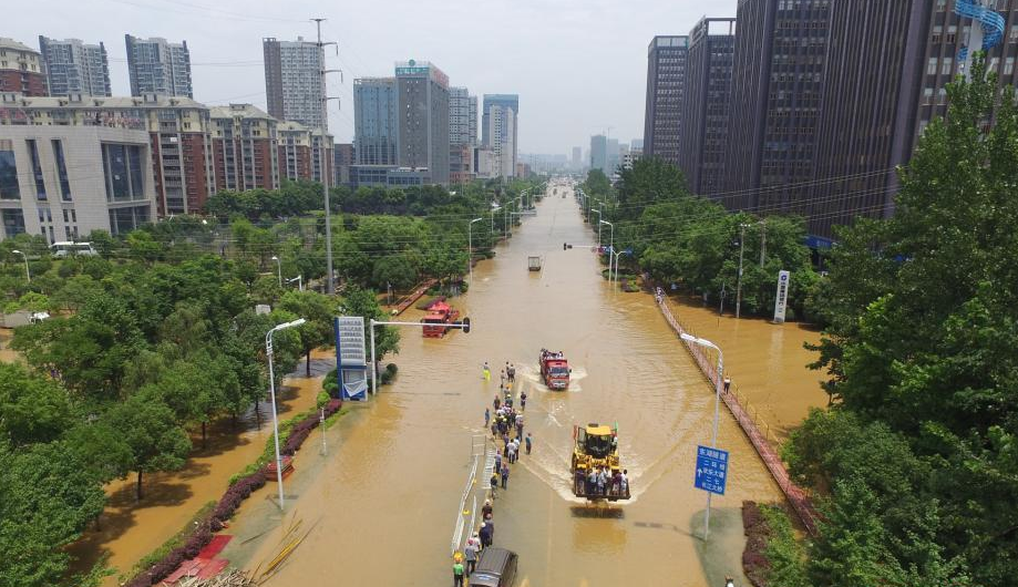 武汉暴雨中心图片