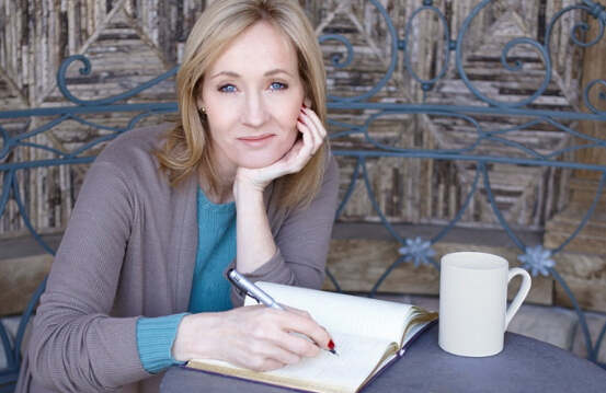 好莱坞最受欢迎的作家罗琳