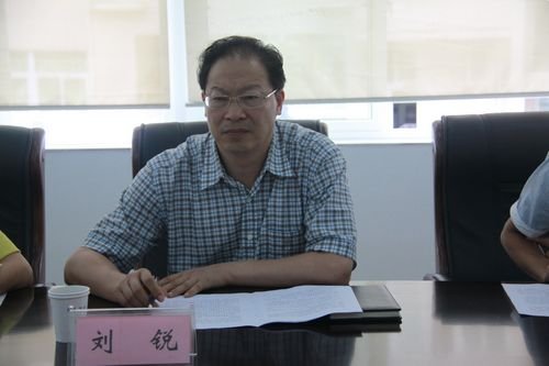 四川德阳纪委原书记嫖娼 省纪委深夜发文称立案审查