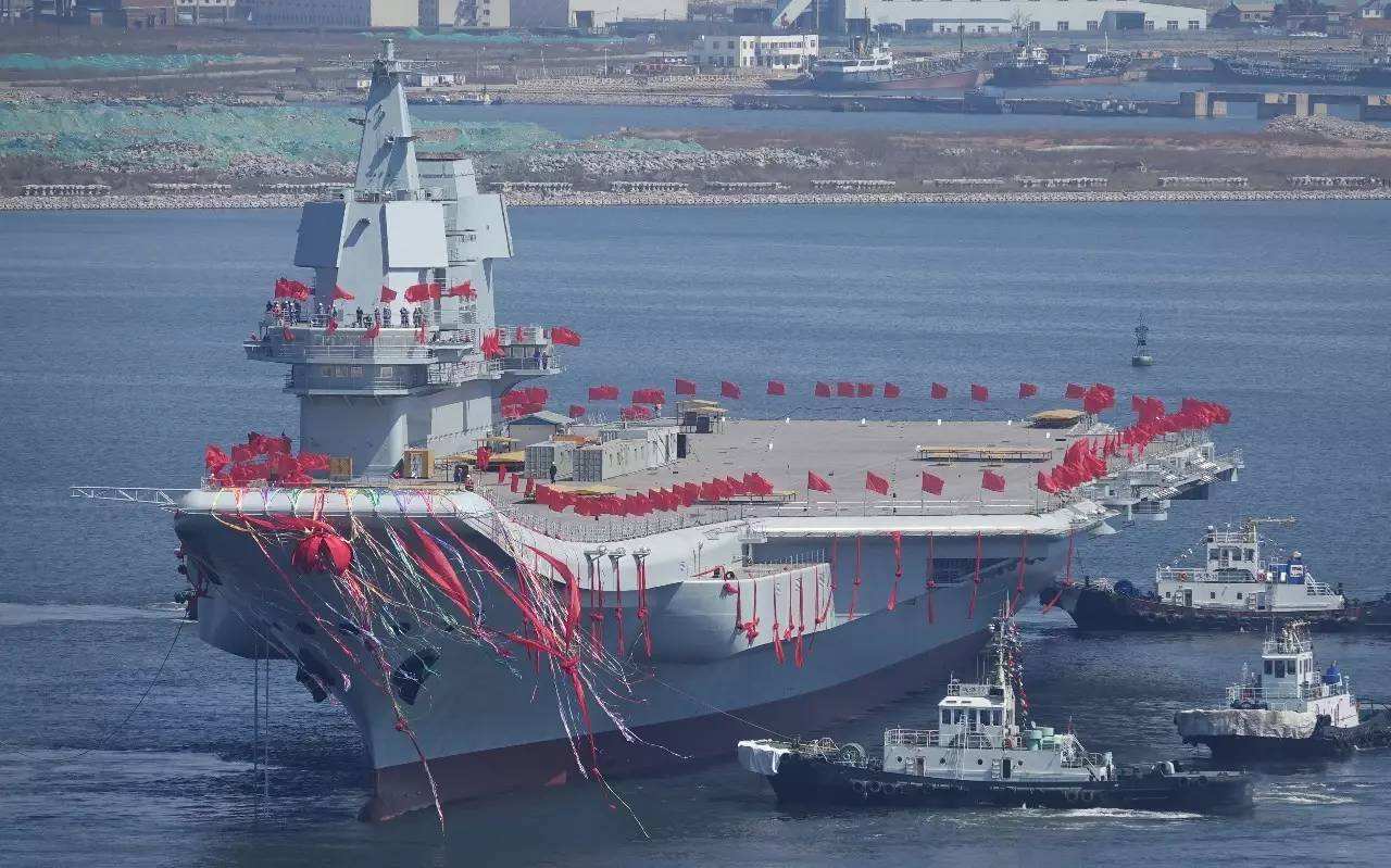中国60万吨巨型航母图片
