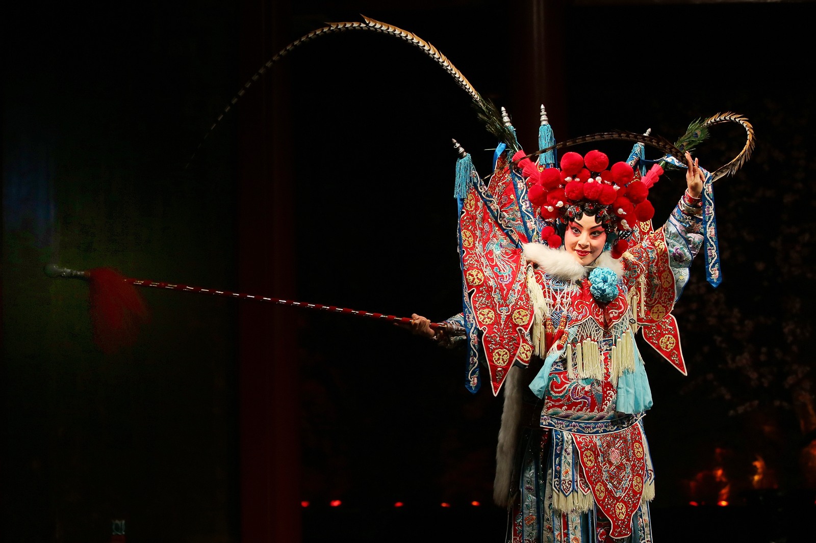 中国文化如何弘扬,戏曲传承须"移步不换形"