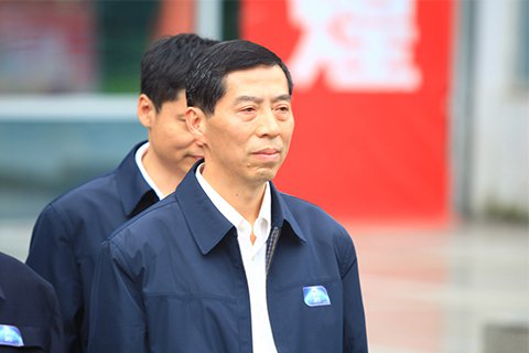 李尚福任中央军委装备发展部部长