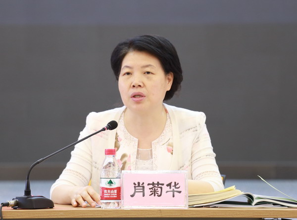 2017年全省行政机关公务员管理工作年中务虚会在汉召开