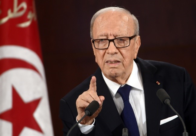 突尼斯总统宣布紧急状态再延长一个月
