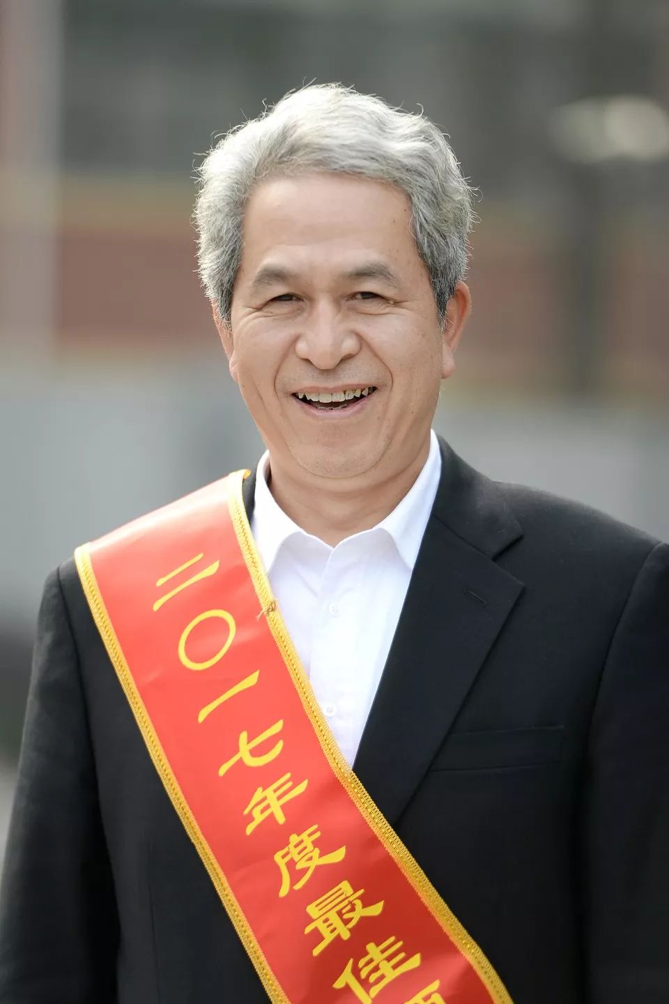 武汉召开拼搏奉献创优争先表彰大会陈一新要求再创新再