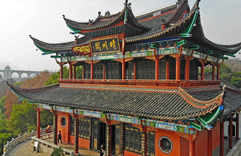 巍巍晴川阁古色古香雄奇秀美