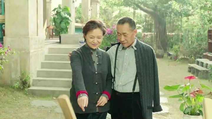 致敬改革开放40年人民网:《北部湾人家》是献礼改革开放40年剧作,改革