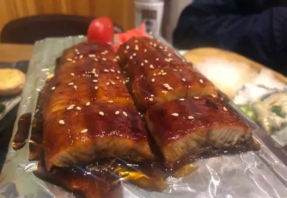 聚 口 缘9:00-21:00百步亭路和后湖大道交口华林广场2楼聚口缘是地道