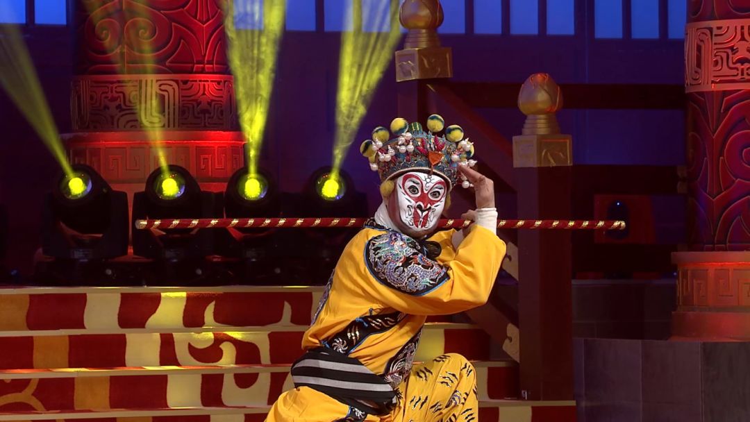 其实在中国戏曲里,我们也早已把许多的西游记故事都搬上了舞台,大多数