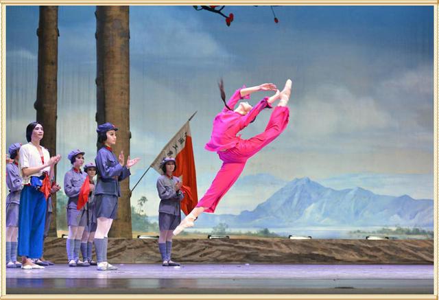 【大揭秘】《红色娘子军》中"琼花"的原型有三个:孤儿,童养媳,烈士!