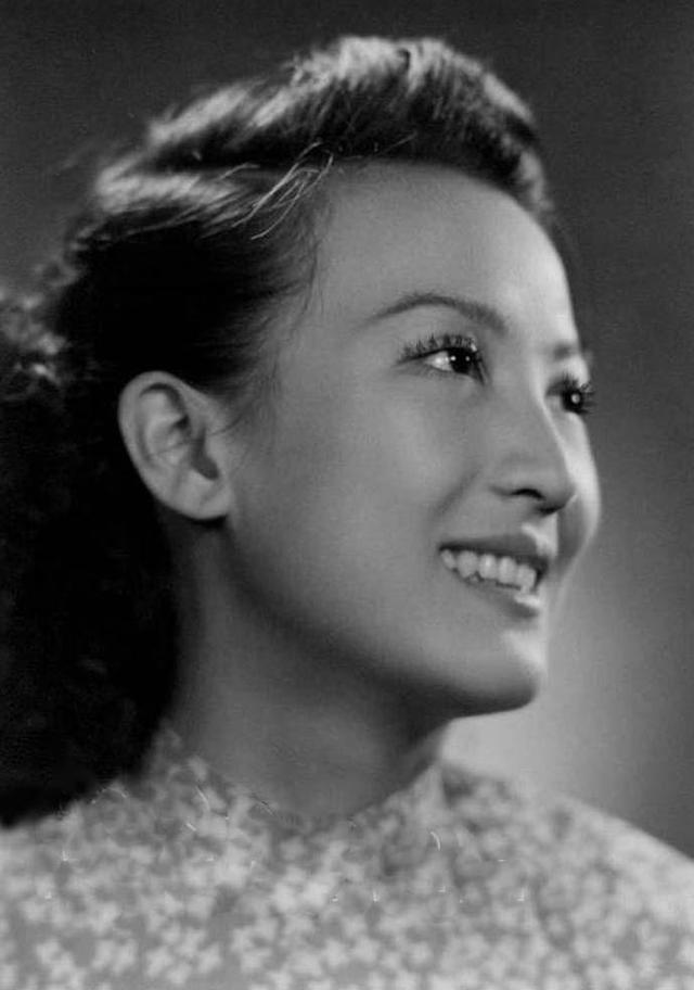 【大揭秘】周璇主演的《马路天使》:上映21天,10万人次观看