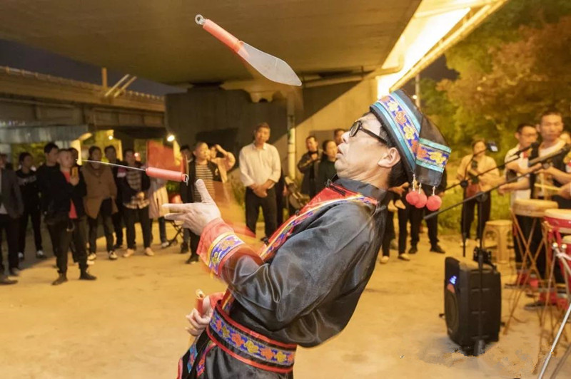 宣恩打工者把非遗三棒鼓敲到了浙江,还获了奖_长江云 - 湖北网络广播