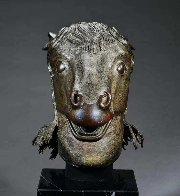 已经有包括牛首,猴首,虎首,猪首,鼠首,兔首在内的六尊圆明园流失兽首