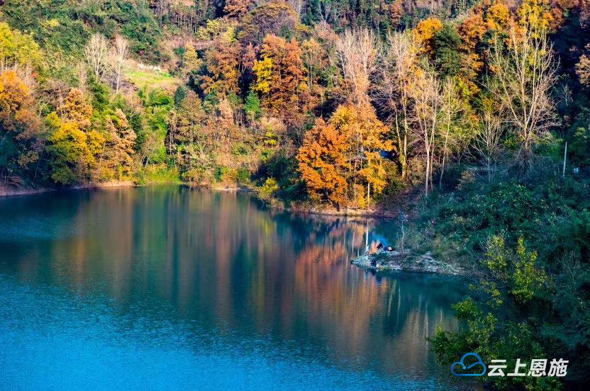 澄碧如镜,一碧万顷:绝美宣恩双龙湖_长江云 - 湖北网络广播电视台官方